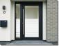 Preview: Sichtschutzfolie für Haustüren im Design Linora mit geschlossener Milchglasfläche und schmalen transparenten Linien als obere und untere Akzente